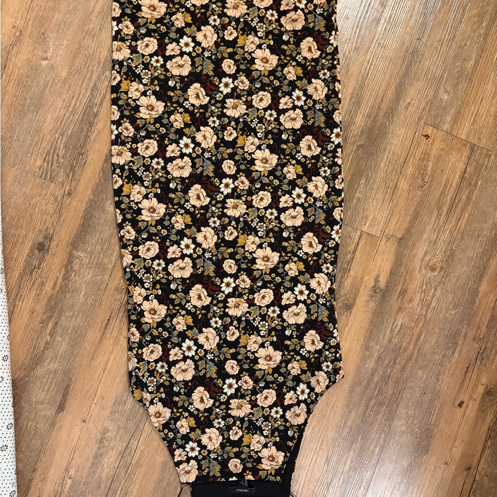 Forever 21 Black Floral Maxi Skirt